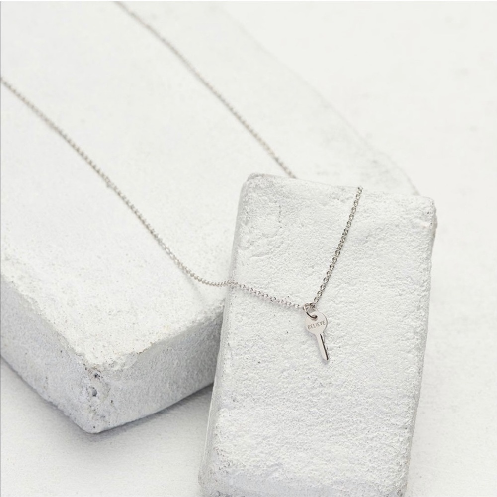 The Giving Keys Mini Necklace “Believe”